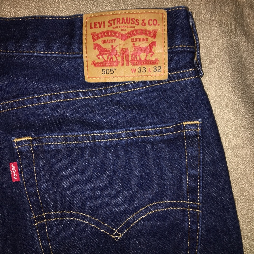 Levi 33x32